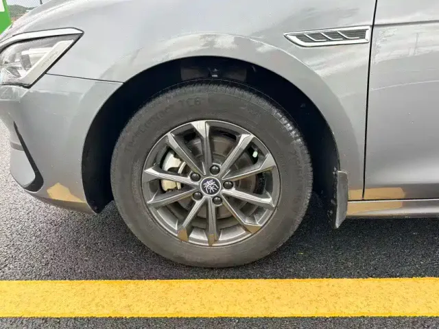 BYD Qin PLUS — Фото автомобиля 19
