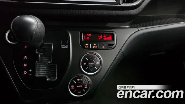 Kia RAY Новый Kia Ray Фургон — Фото автомобиля 29