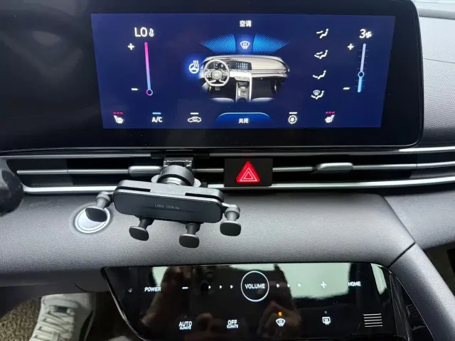 Hyundai Elantra — Фото автомобиля 18