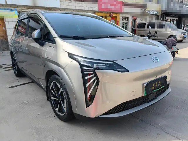 GAC Aion Y — Фото автомобиля 2