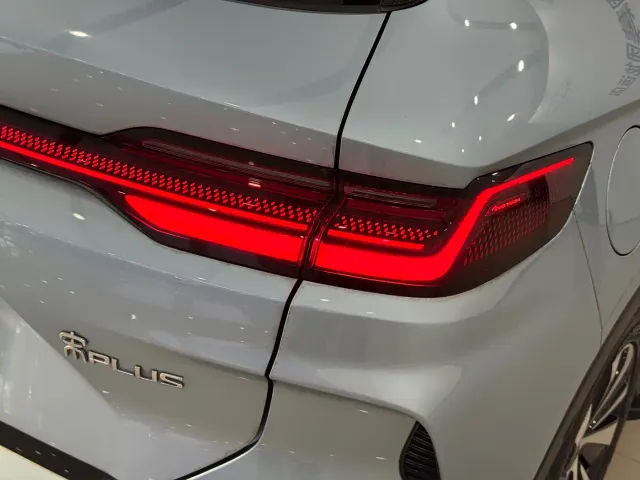 BYD Song PLUS — Фото автомобиля 6