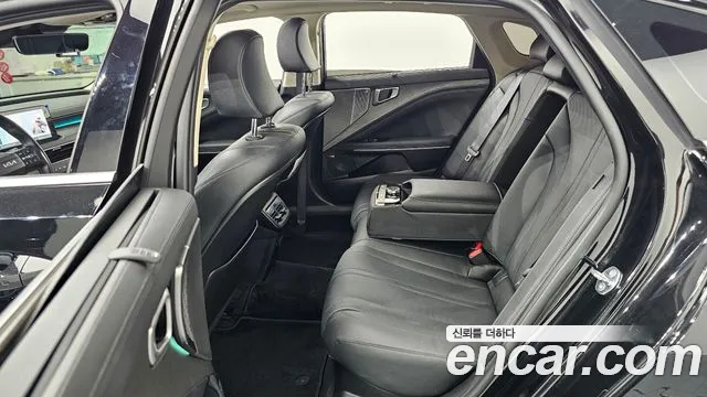 Kia K8 (New) Hybrid — Фото автомобиля 12