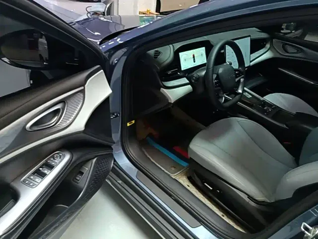 BYD Seal — Фото автомобиля 15