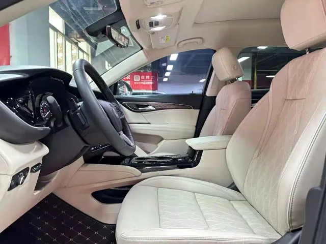 Buick Envision Plus — Фото автомобиля 8