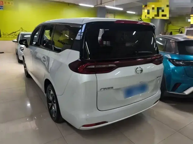 GAC Trumpchi M6 — Фото автомобиля 4