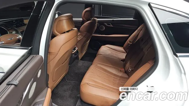 Genesis G80 Бензин 2.5 турбо AWD — Фото автомобиля 11