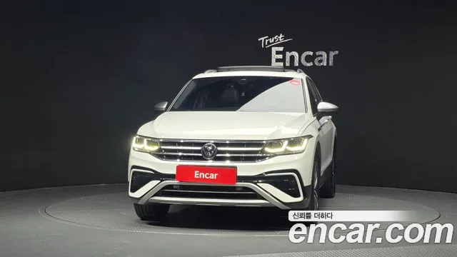 Volkswagen Tiguan — Фото автомобиля 3