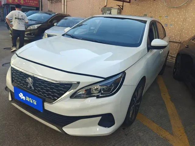 Фотография автомобиля — Peugeot 408
