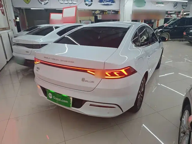 BYD Qin PLUS — Фото автомобиля 6