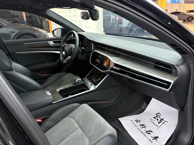 Audi A6L — Фото автомобиля 23