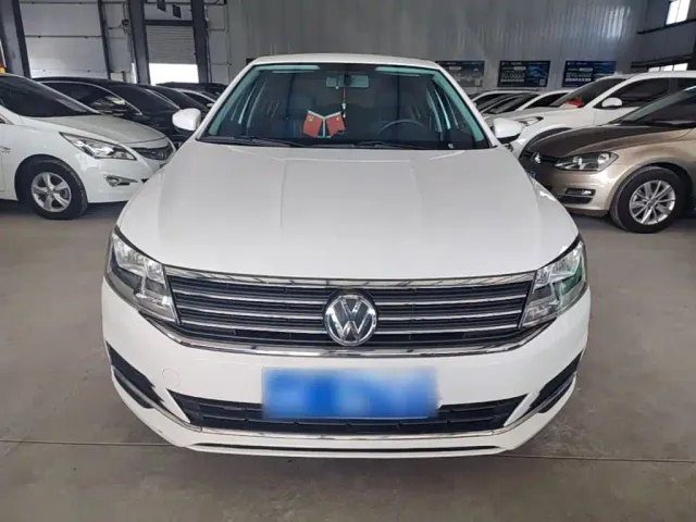 Volkswagen Lavida — Фото автомобиля 2