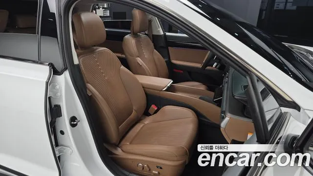 Hyundai Grandeur GN7 — Фото автомобиля 16