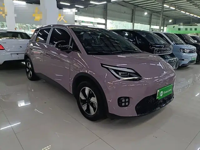 GAC Aion UT — Фото автомобиля 3