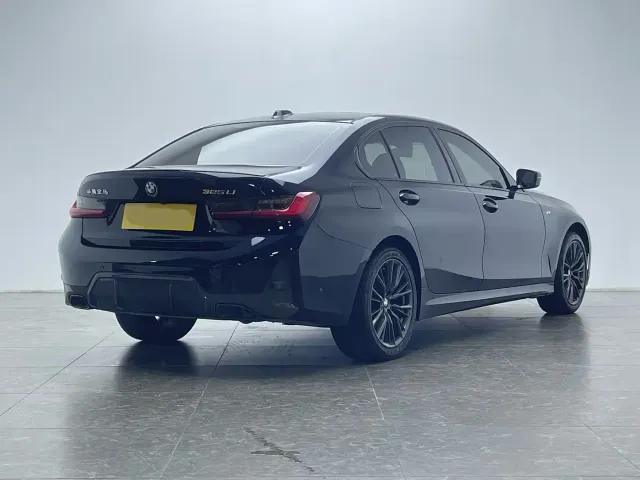 BMW 3 Series — Фото автомобиля 4
