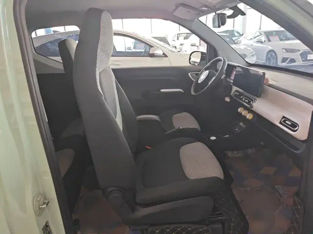 Wuling Hongguang Mini EV — Фото автомобиля 24