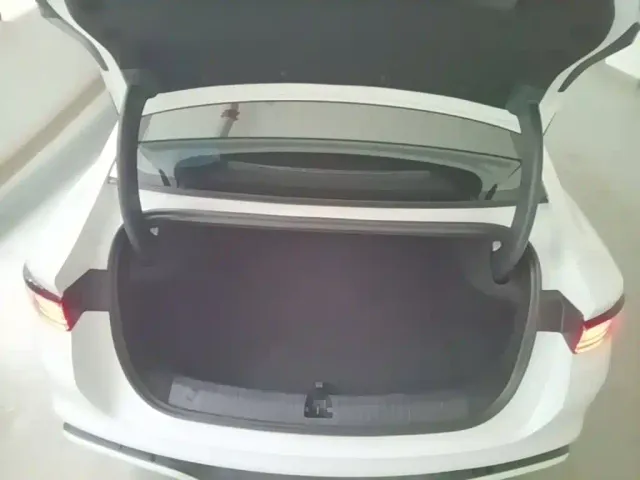 BYD Seal 06 — Фото автомобиля 18