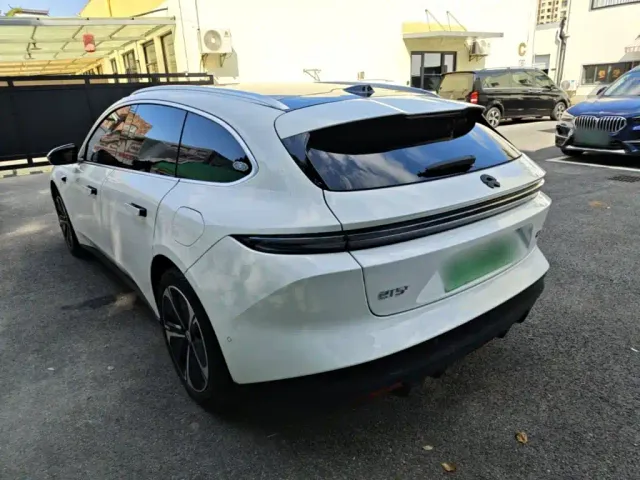 Nio ET5 Touring — Фото автомобиля 4