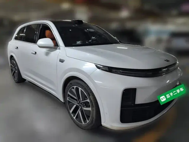 Li Auto L7 — Фото автомобиля 3