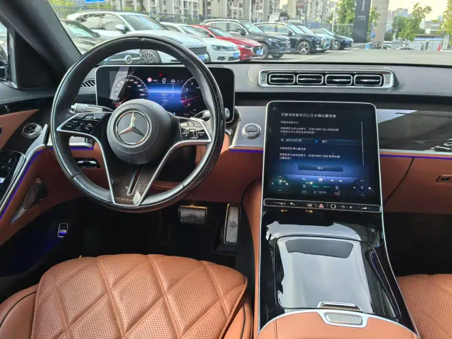 Mercedes-Benz Maybach S-Class — Фото автомобиля 17