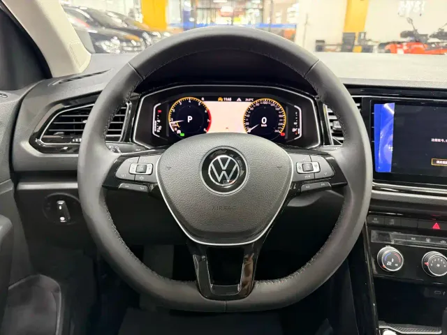 Volkswagen Volkswagen T-ROC 2022 280TSI DSG 2WD Comfort PLUS — Фото автомобиля 13