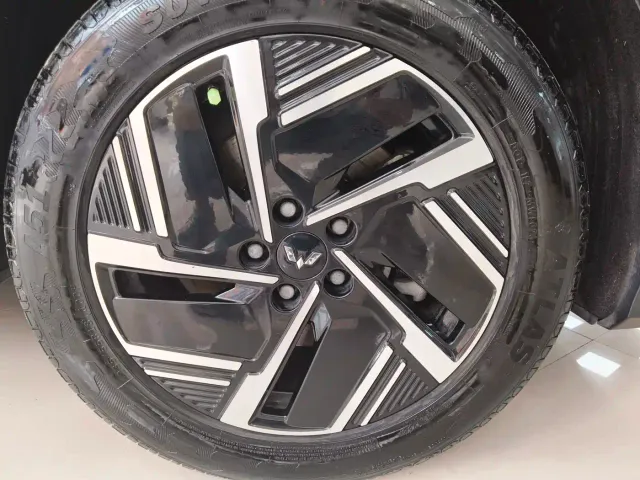 Wuling Starlight S — Фото автомобиля 16