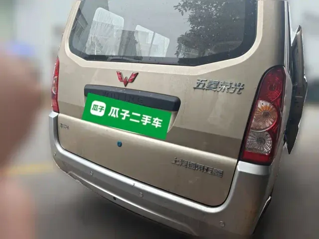 Wuling Rongguang — Фото автомобиля 4