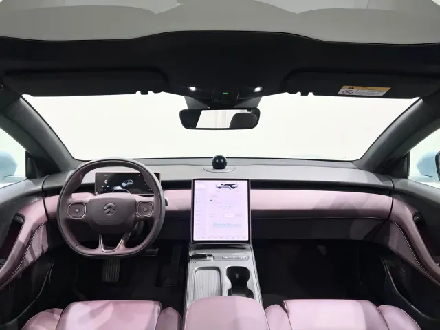 Nio ET5 Touring — Фото автомобиля 10