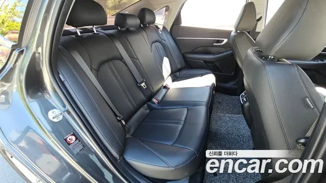 Hyundai Sonata Sonata (DN8) 2.0 LPG(Для проката) — Фото автомобиля 26