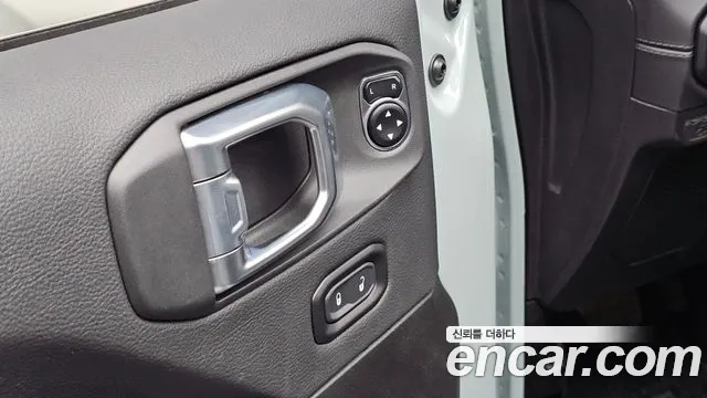 Jeep Wrangler Wrangler (JL) 2.0 Rubicon 2 двери — Фото автомобиля 28