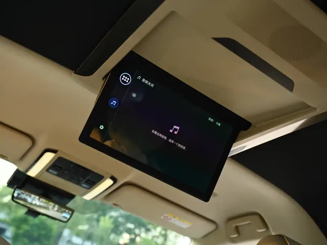 Toyota Alphard — Фото автомобиля 18
