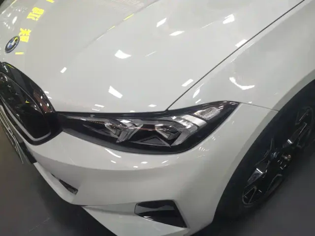 BMW i3 — Фото автомобиля 5