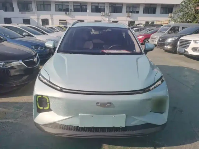 Geely Geometry E Firefly — Фото автомобиля 2