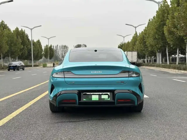 Xiaomi SU7 — Фото автомобиля 8