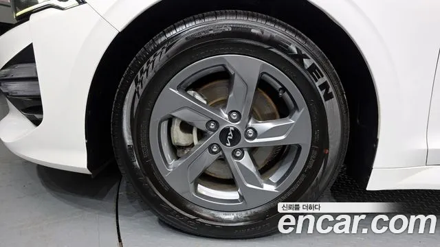 Kia K5 K5 3 поколение 2.0 LPI(Для проката) — Фото автомобиля 5