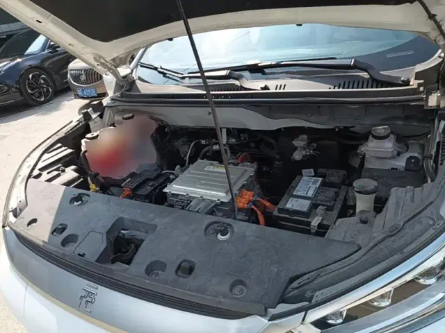BYD Yuan Pro — Фото автомобиля 19