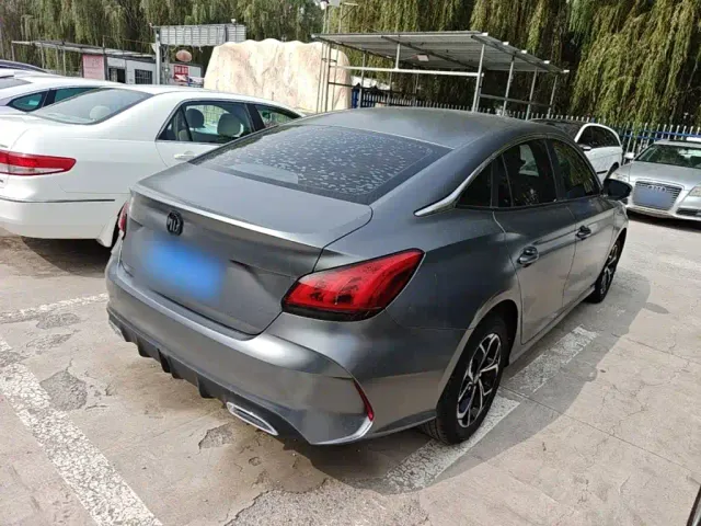 MG MG5 2021 Model 180DVVT Manual Youth Luxury Edition — Фото автомобиля 6