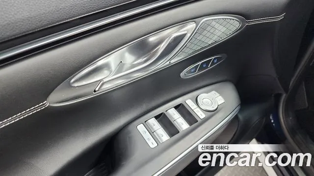 Genesis GV70 Electrified GV70 — Фото автомобиля 27