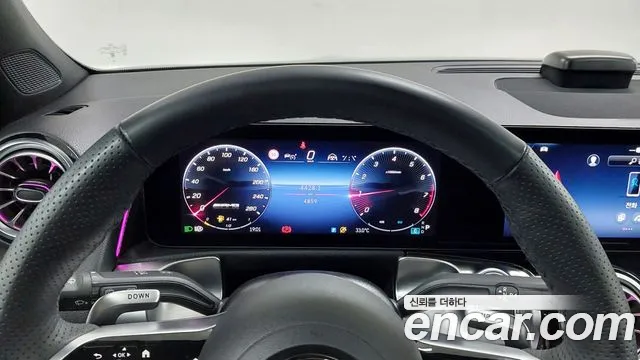 Mercedes-Benz GLB-Class — Фото автомобиля 8