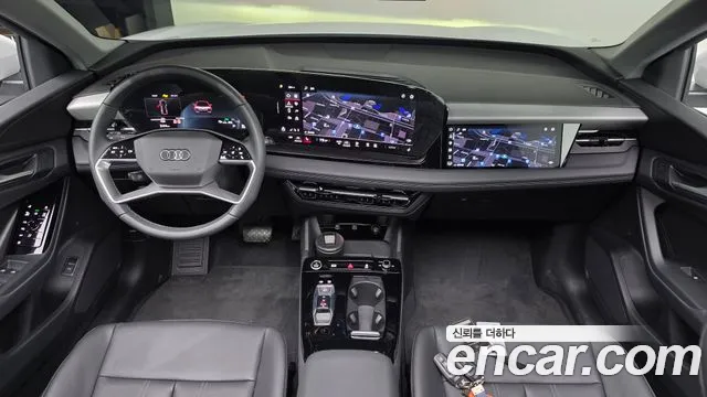 Audi Q6 e-tron — Фото автомобиля 7