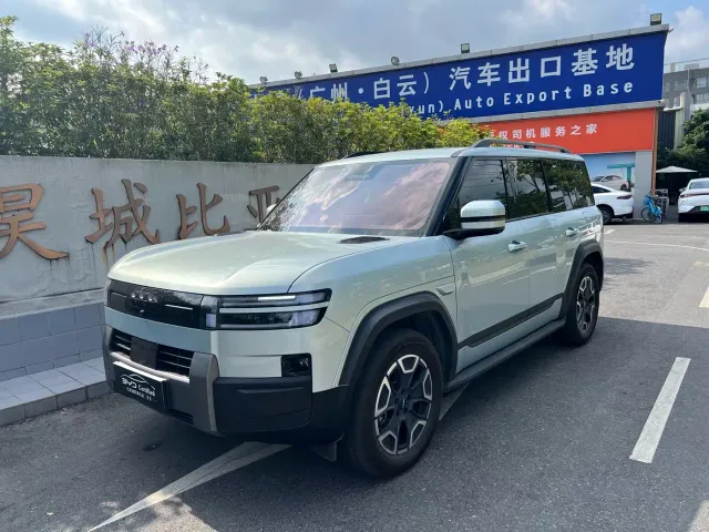 Фотография автомобиля — BYD FangChengBao Titanium 7