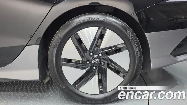 Hyundai Ioniq 6 — Фото автомобиля 6