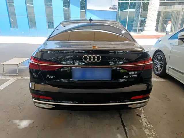 Audi A6L — Фото автомобиля 5