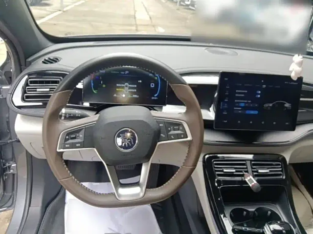 BYD Qin PLUS — Фото автомобиля 10