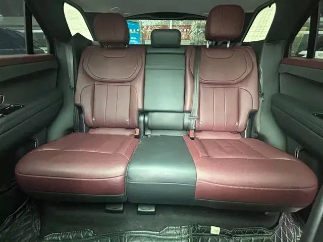 Land Rover Range Rover Sport — Фото автомобиля 16