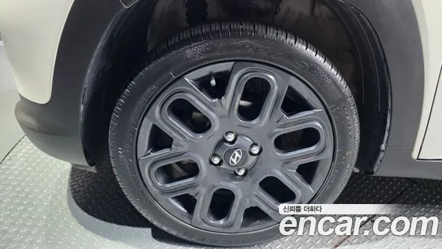 Hyundai Casper Casper Turbo Essential — Фото автомобиля 4