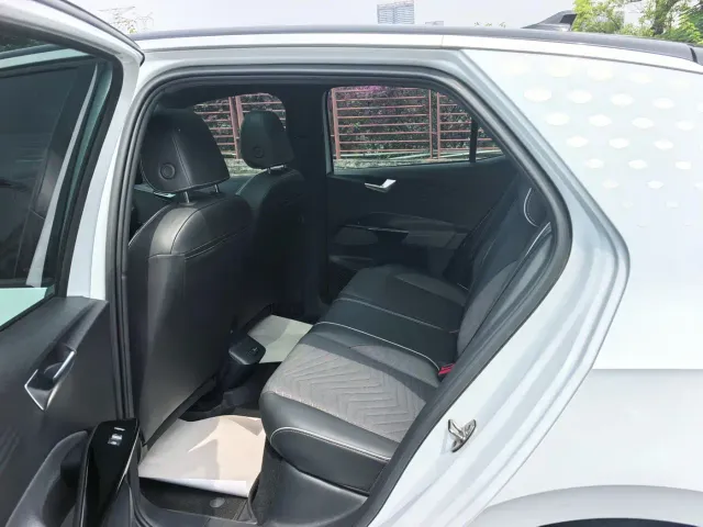 Volkswagen ID.3 — Фото автомобиля 12