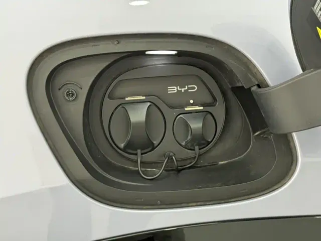 BYD Sealion 07 EV — Фото автомобиля 5