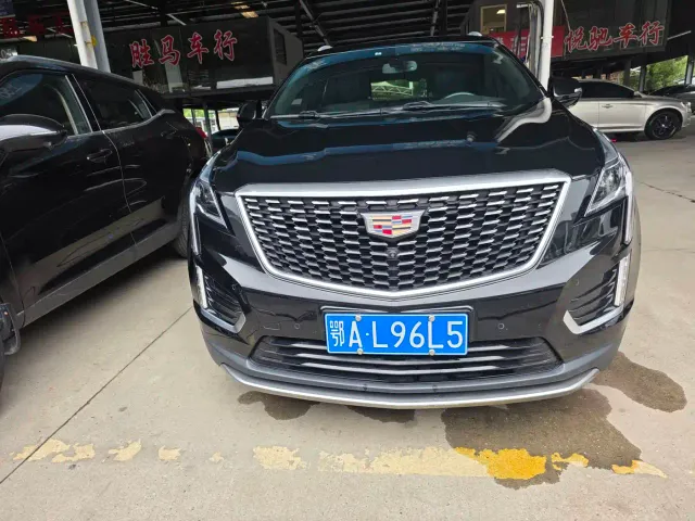 Cadillac XT5 — Фото автомобиля 3