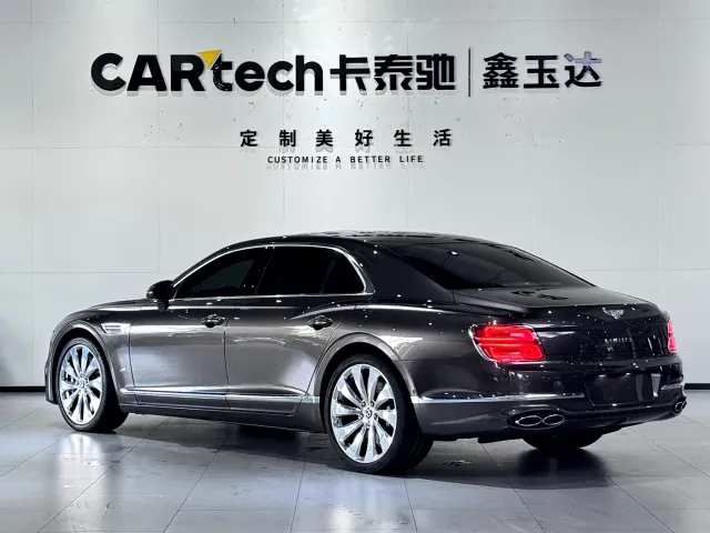 Bentley Flying Spur — Фото автомобиля 6