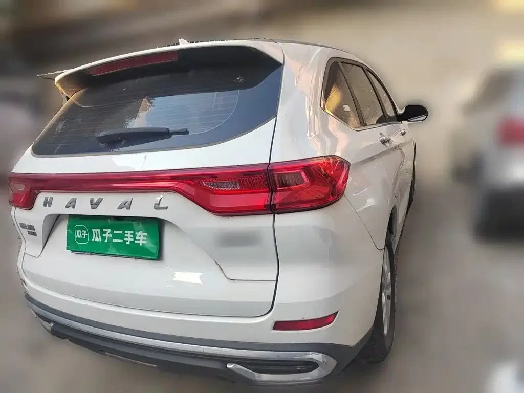 Haval Haval M6 2023 PLUS 1.5T DCT Elite Smart Connect — Фото автомобиля 4